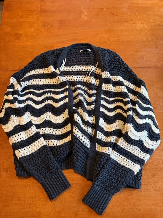 American Eagle Outfitters Sweaters - American Eagle Outfitters navy blue and white  Striped Crochet Cardigan